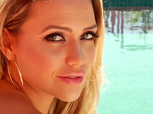 Fat man rod for blonde Mia Malkova's cock-squeezing ass fucking crevice